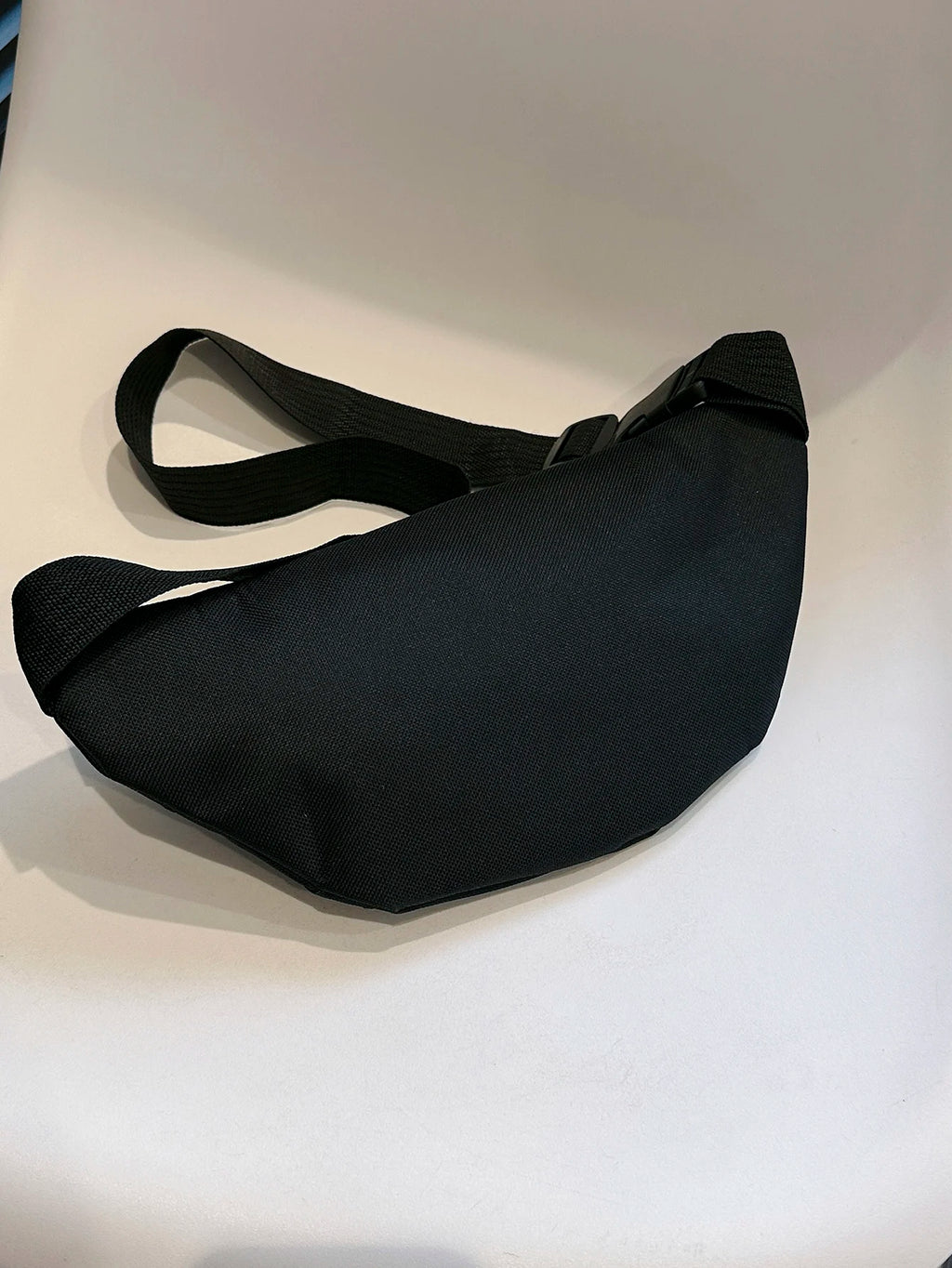 Sports Fanny Pack Waist Bag — Large Crossbody Phone Bag for Running, Travel & Outdoor Activities