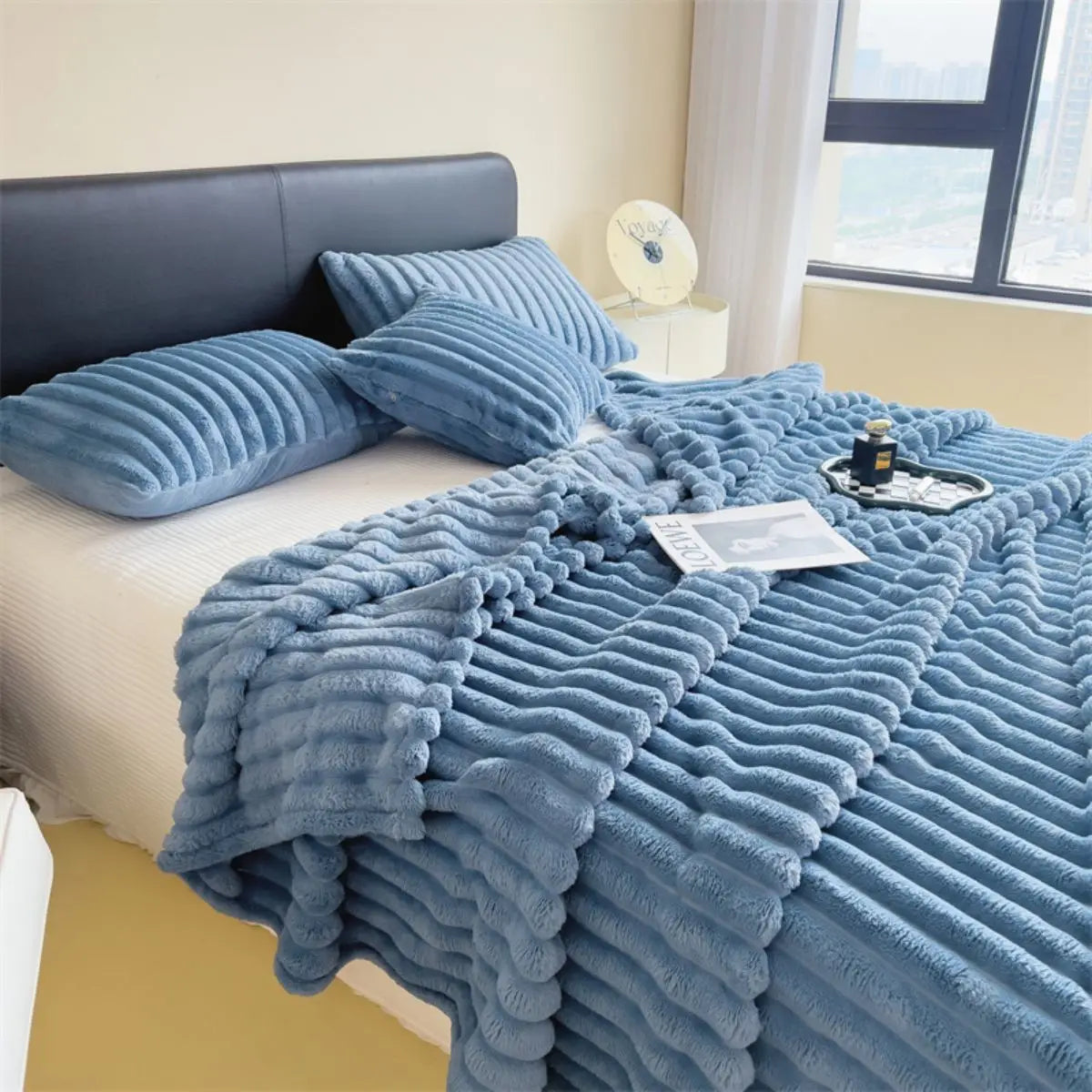 Multifunctional Striped Blanket — Soft Thick Cover for Bed, Nap & Pet Use