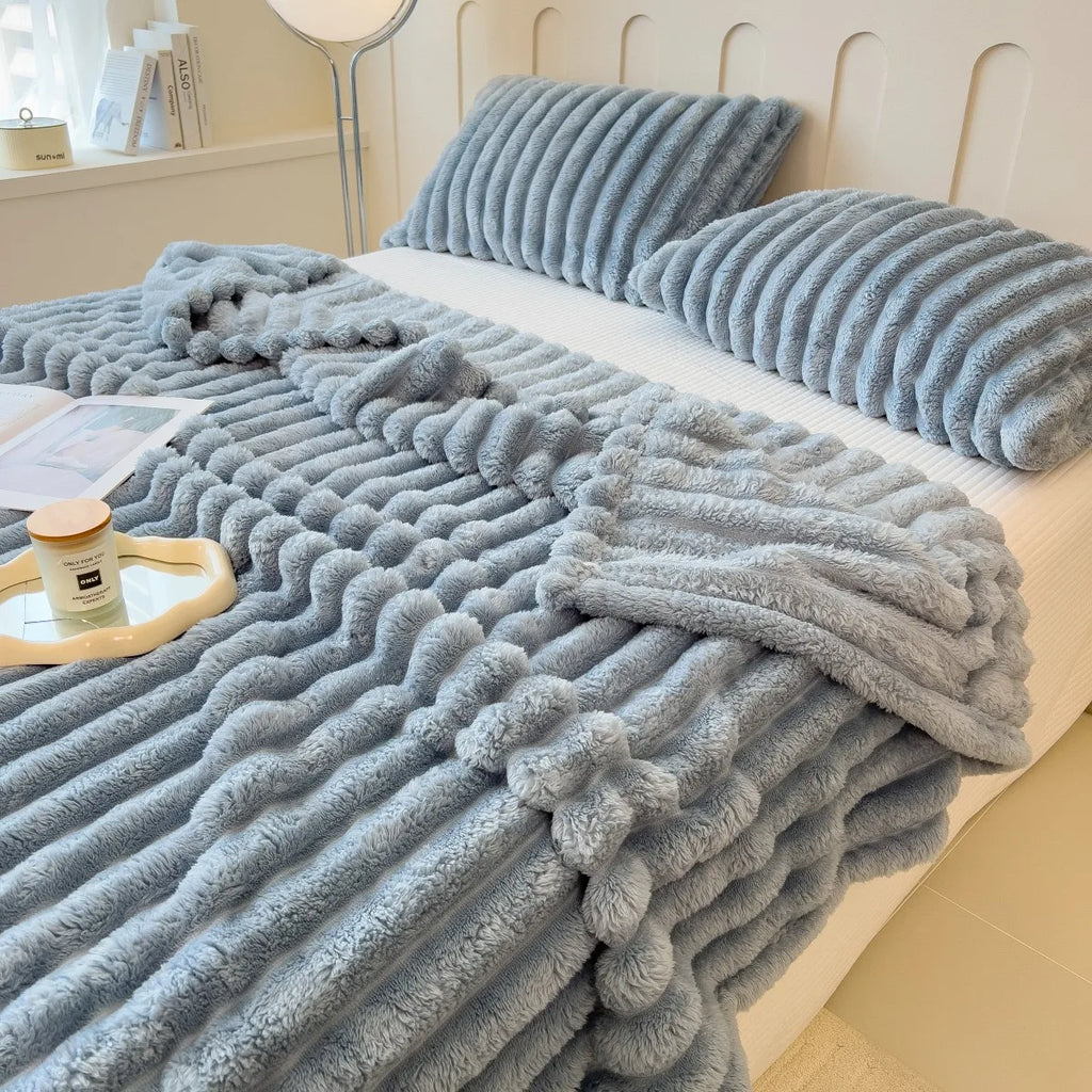 Multifunctional Striped Blanket — Soft Thick Cover for Bed, Nap & Pet Use