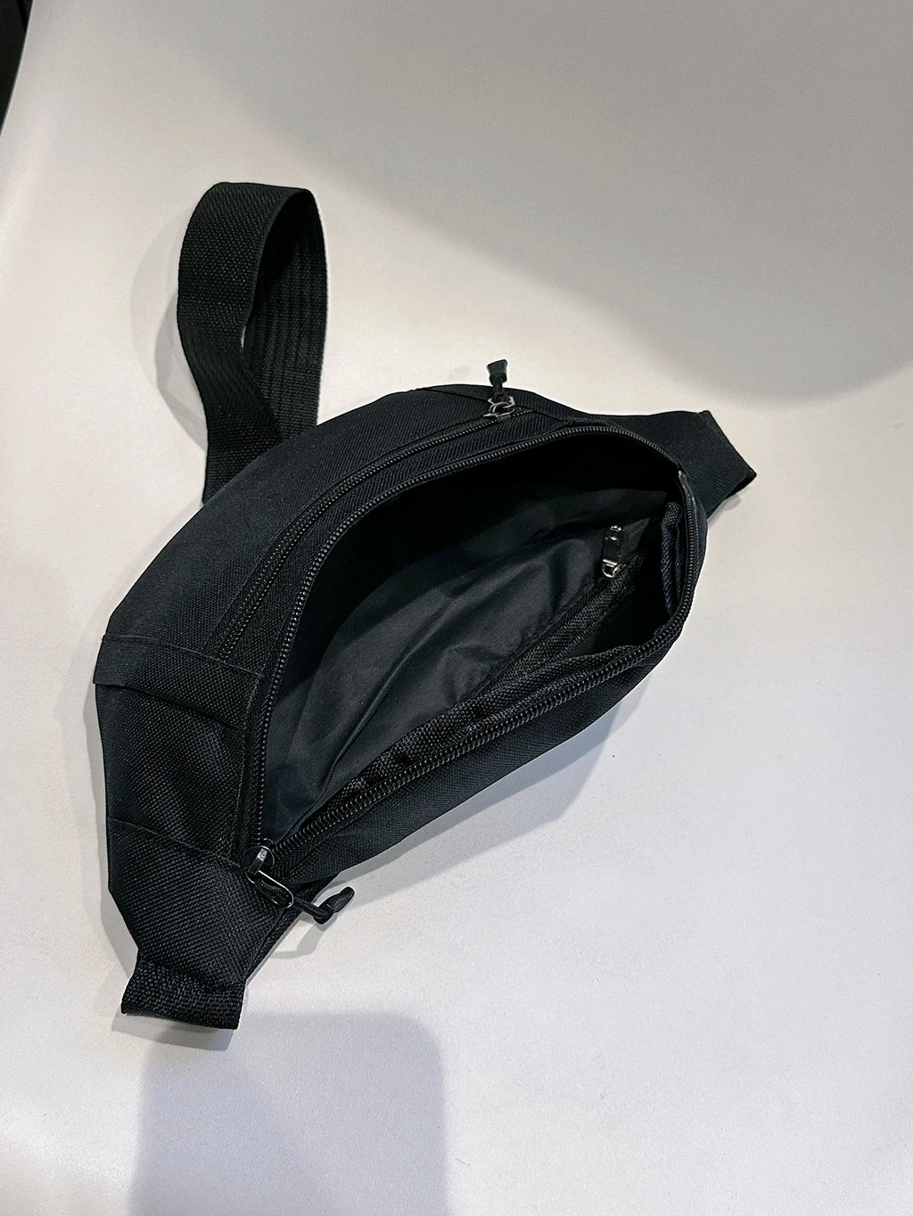 Sports Fanny Pack Waist Bag — Large Crossbody Phone Bag for Running, Travel & Outdoor Activities